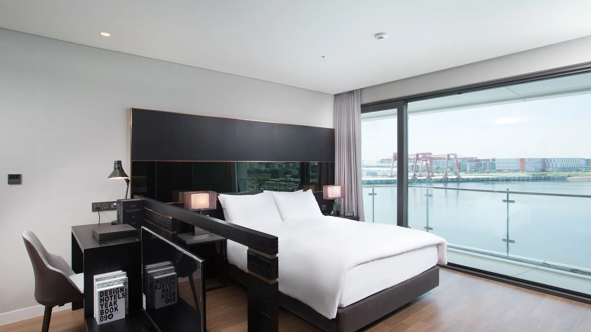 ****  Hotel Marinabay Seoul Goyang South Korea