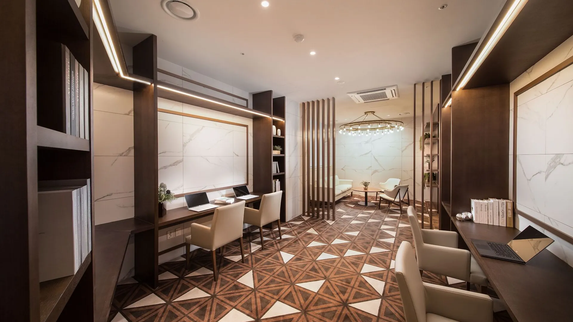 Hotel Marinabay Seoul 高阳市 4*,  韩国